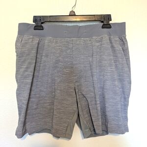 Lululemon MENS THE Short size XL